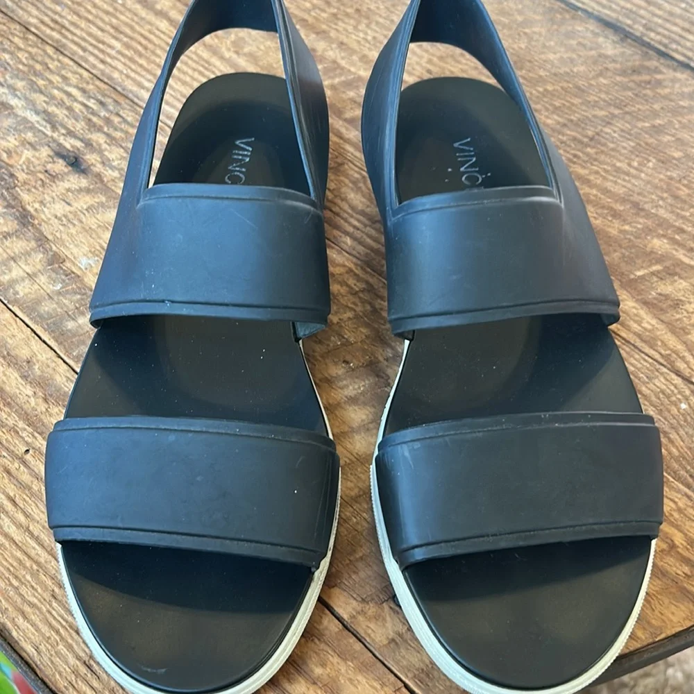 Vince Eres Open-Toe Synthetic Slingback Sandal